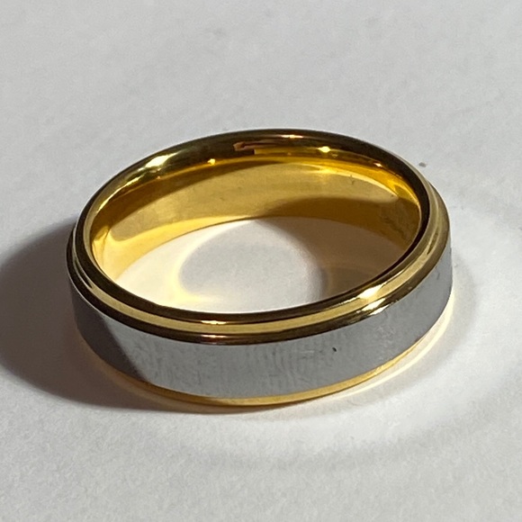 Men’s Wedding Ring Spikes -tu Swiss Tungsten | Size 9.5 - Picture 4 of 4